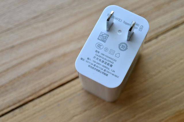 15分钟充电50%?荣耀magic2 40w超级快充实测