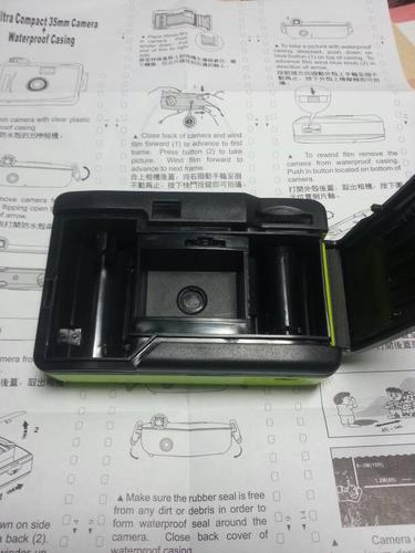 菲林暗盒怎么弄呀?