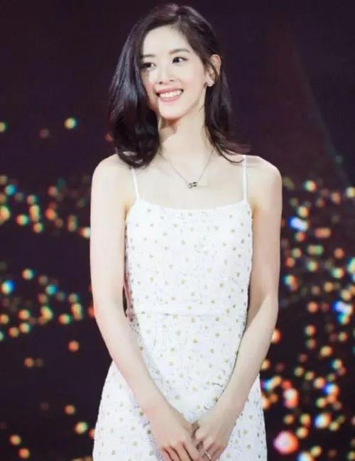 奶茶妹妹章泽天美图合集