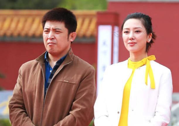 原创春晚常驻嘉宾孙涛,为何红了25年零绯闻?看他妻子是谁就知道了