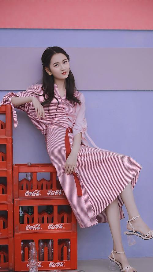 做个可爱的人,不烦世事,满心欢喜 陈钰琪