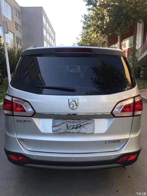 宝骏730是一款专为中国用户打造的七座家用车