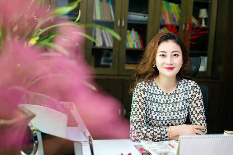 李倩——四川省上海商会第三届副会长,南充道鑫教