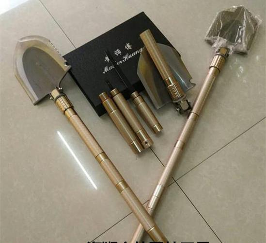 户外工兵铲户外神器 多功能工兵铲 军用 野营用品锹 园林手工具