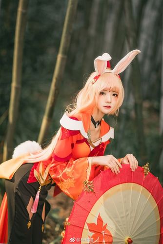 王者荣耀:桜桃喵cosplay公孙离,网友:阿离我抱走了,伞归你们