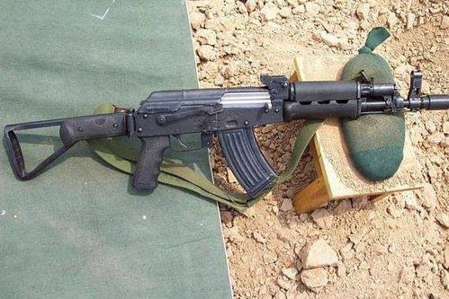 56枪族重要一员,我军首款短突击步枪56c,如今已难觅踪影