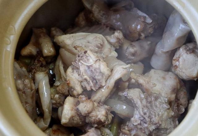 党参北芪炖兔肉