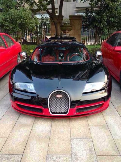 西安高端婚车租赁-布加迪威龙