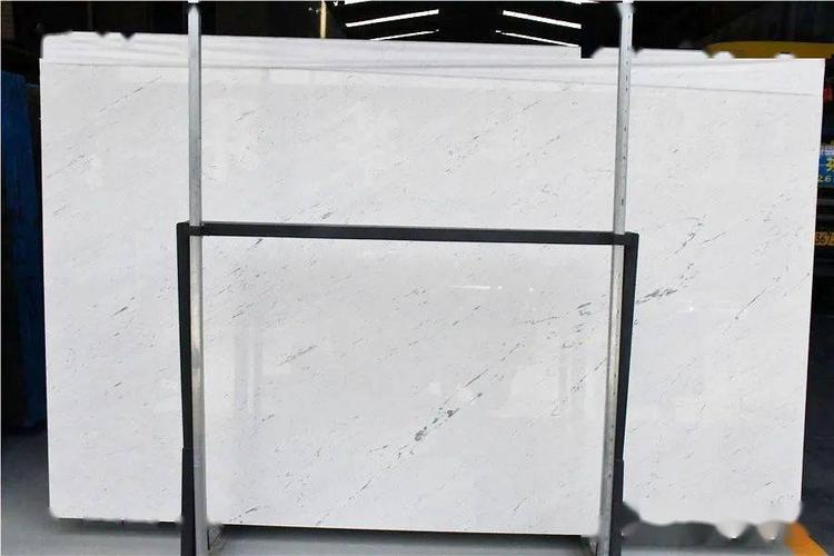 南斯拉夫白大板