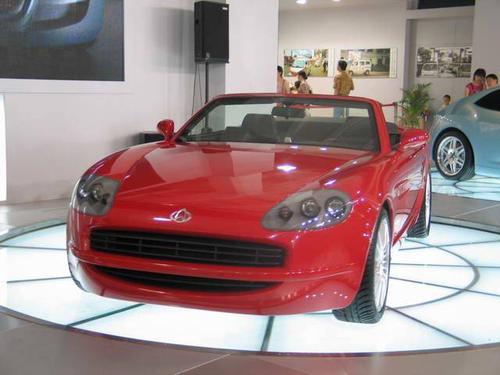 国产第一款敞篷超跑:长安v8超大排量迷人果然美艳