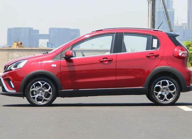 别说自己买不起车,这3款都是"白菜价",5万多就上自动挡!_东方汽车