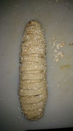 泰式金线虫面包(核桃,咸蛋泥)