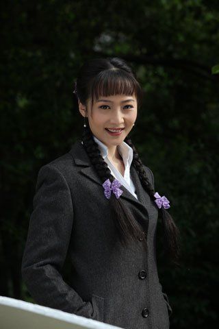 严韵瑶章月欣郑雅姝山东卫视天秤剧场正在热播的抗战大剧《孤岛飞鹰