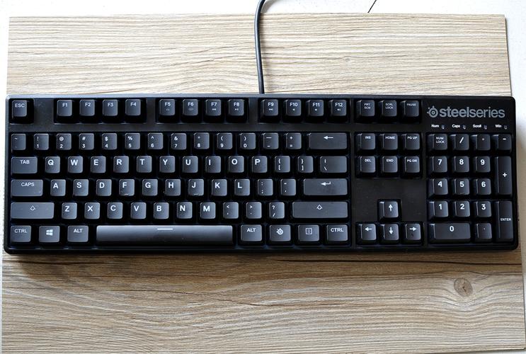 定义机械键盘标准典范,评赛睿apex m500