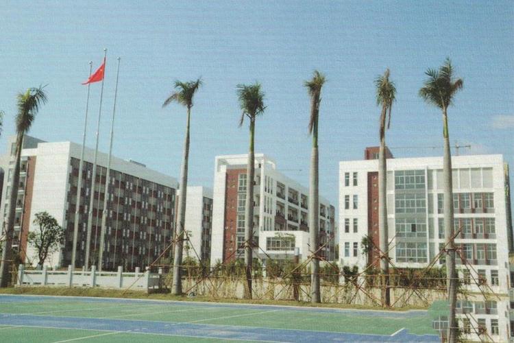 防城港市第四中学.jpg