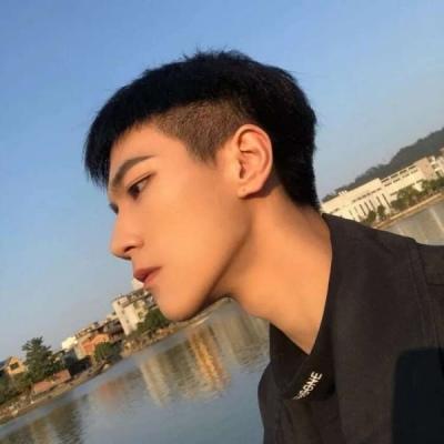 男神才敢用的高级感帅哥头像让人如浴春风百处不厌