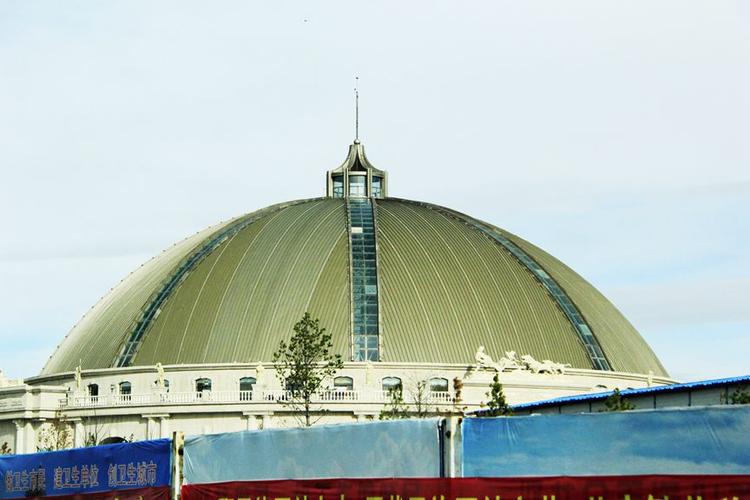 (6089)64:巨大的屋顶圆形建筑.