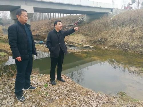 宛城区委常委,区纪委书记,区监察委主任褚松涛到高庙镇开展巡河工作