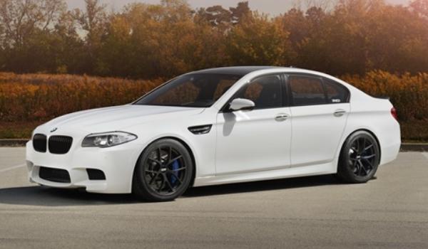 宝马m5油耗高吗 宝马m5油耗一公里多少钱(约1.3元)