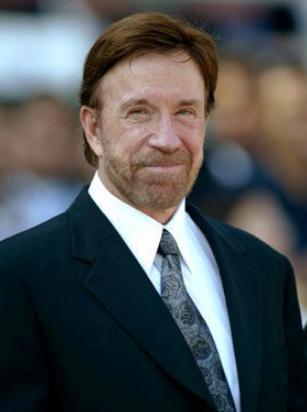 查克·诺里斯(英文名:chuck norris),出生于1940年3月10日