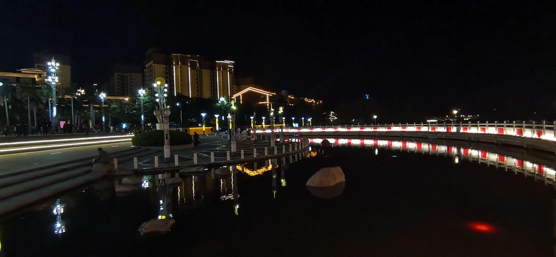 凤凰湖夜景