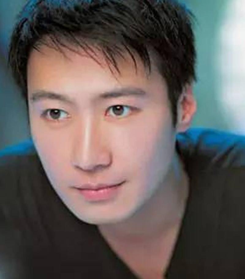 天王黎明的6款发型,我最喜欢图二,图六才迷倒乐基儿!