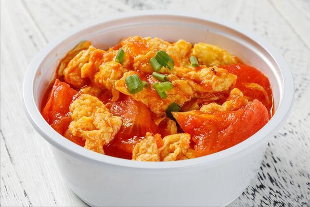 西红柿炒鸡蛋看似简单其实很多人都做错了大厨教你3个窍门