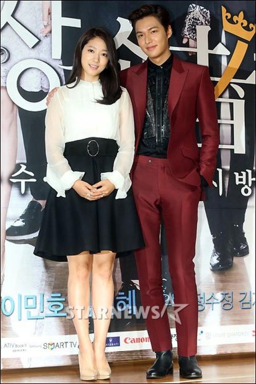 皇冠夫妇,朴信惠 李敏镐#继承者们#发布会