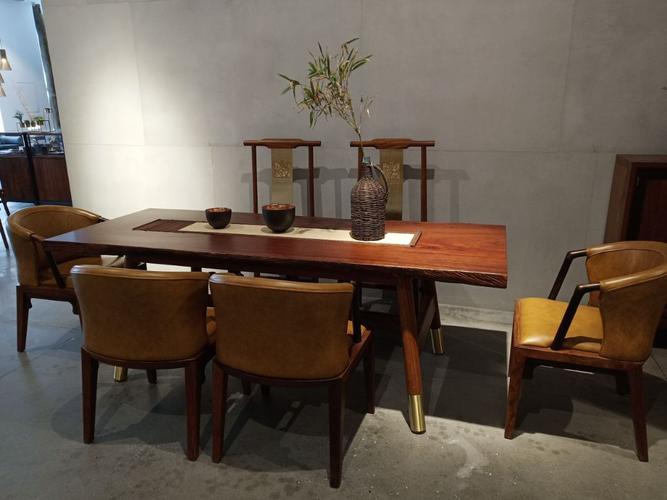 阅梨阅生活-当代美学家具品牌