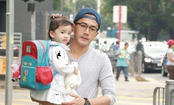 原创5岁小糯米照片曝光,看清真实长相后,网友:难怪杨幂不愿公开