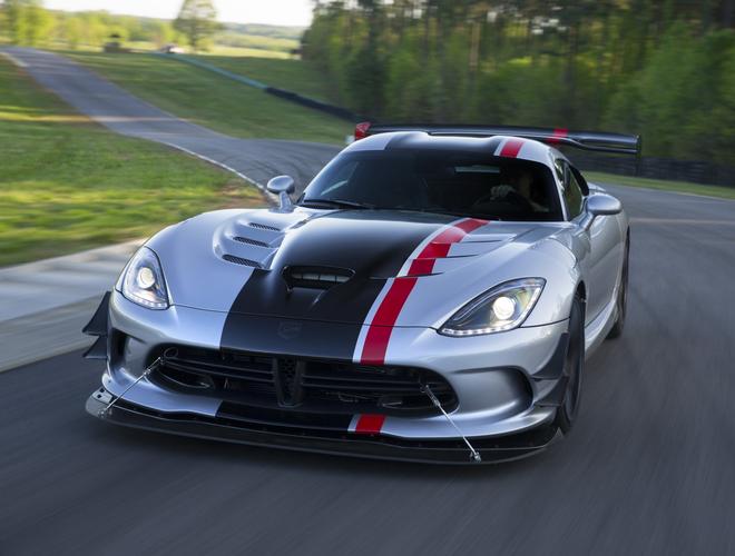 【简森巴顿de车辆百科】道奇viper acr 2016