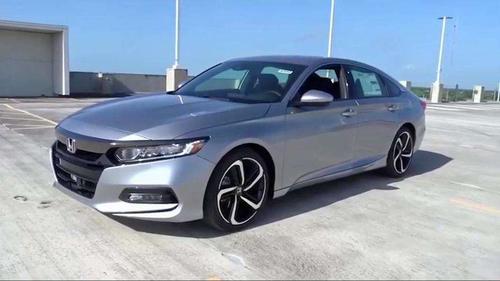 抢先实拍2021款本田雅阁,有这霸气颜值和内饰,给我个不心动理由