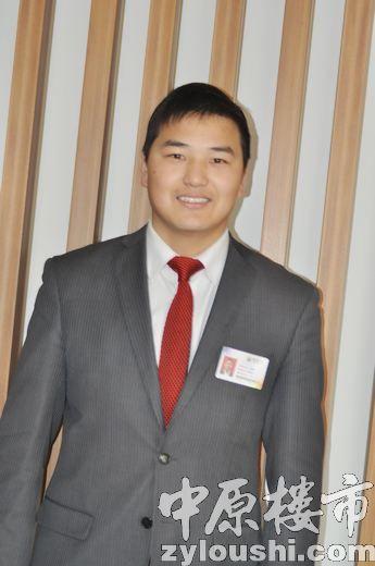 杨新民青春在奋斗中闪光