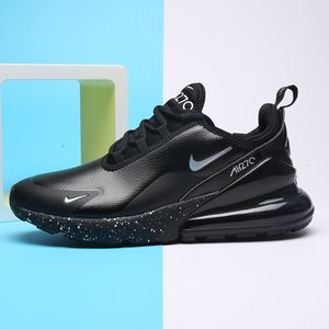 耐克男鞋跑步鞋气垫皮的