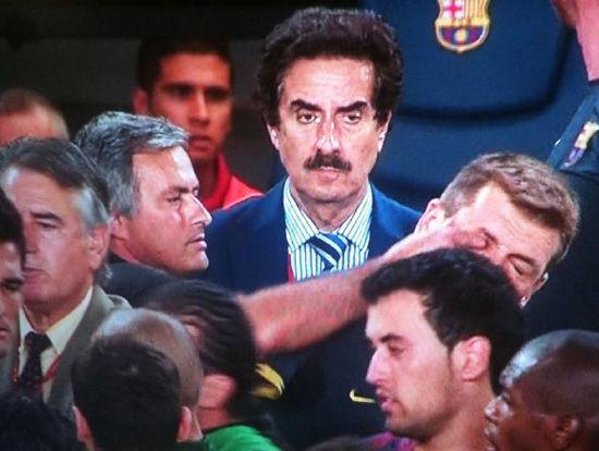 穆里尼奥第一时间哀悼比拉诺瓦:足坛悲伤的一天