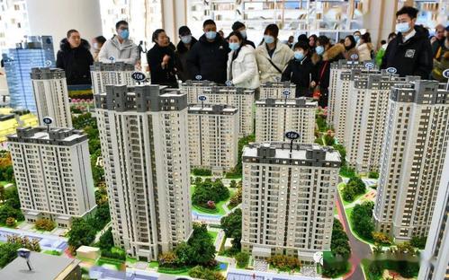 市民参观深圳园·燕云城沙盘  返回搜             责任编辑