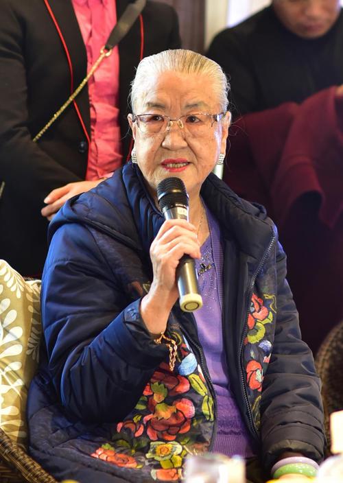 中国华夏文化遗产基金会耿莹女士一行亲临缘聚天下共度新春
