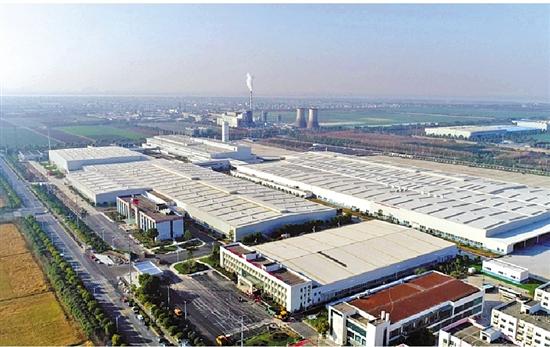 右图:广汽传祺杭州工厂俯瞰图.