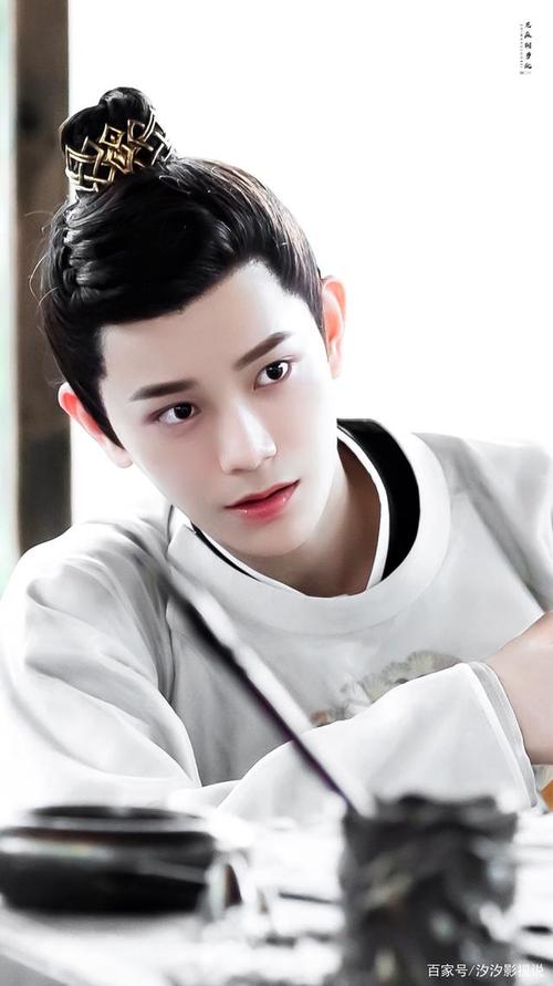 95后00后男明星古典造型,你觉得他们颜值top是谁?