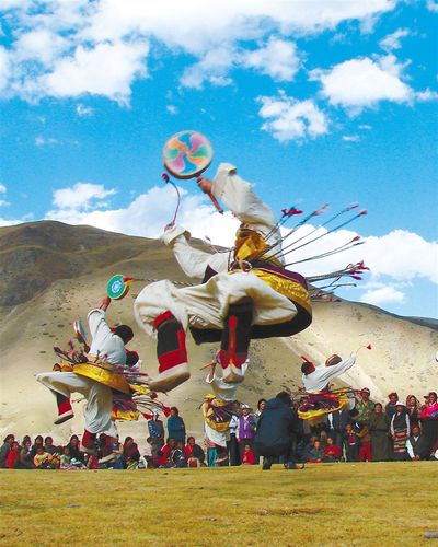 热巴舞(那曲比如丁嘎热巴)