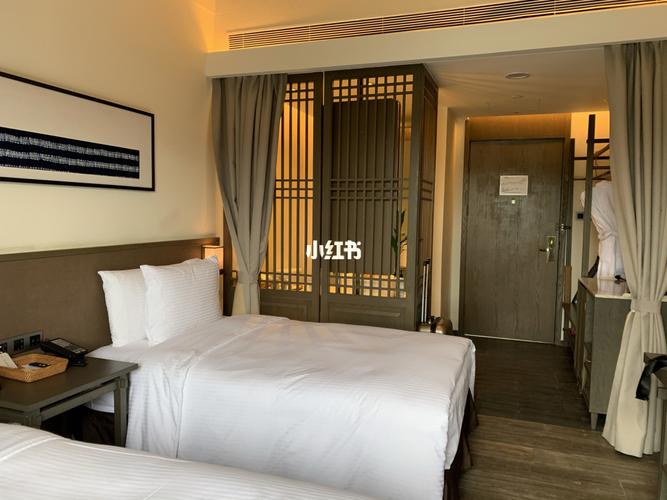 演出_酒店_丹寨万达小镇_丹寨万达锦华温泉酒店_苗寨_饮料_温泉酒店