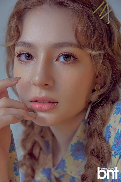 07.26】【明星】英韩混血女歌手shannon williams最新杂志写真曝光
