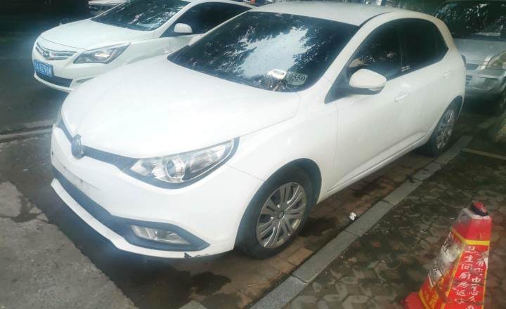 mg名爵52012款15自动豪华版