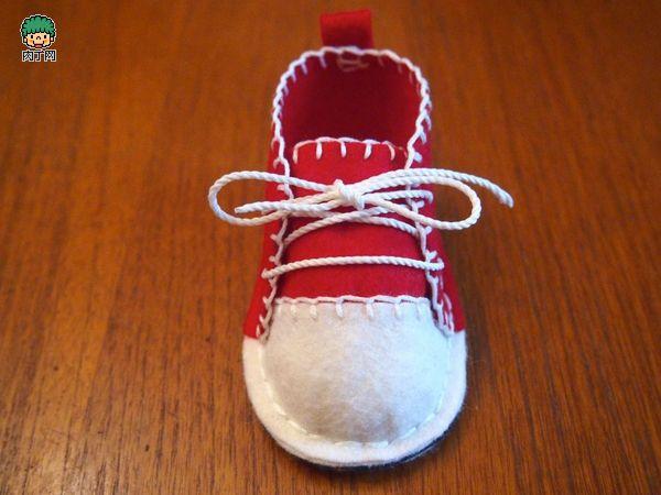 婴儿鞋子制作 可爱的diy不织布迷你帆布鞋