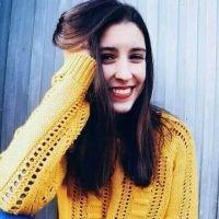 如果那里天气晴朗,那你就留在那里,女生头像图片-回车