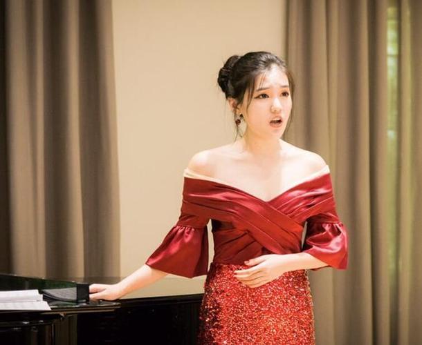 学生李佳蔚.jpg