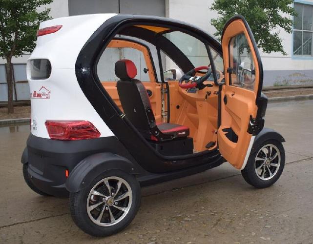 新能源代步车 四轮 老年助力车汽车成人 两门三座电动