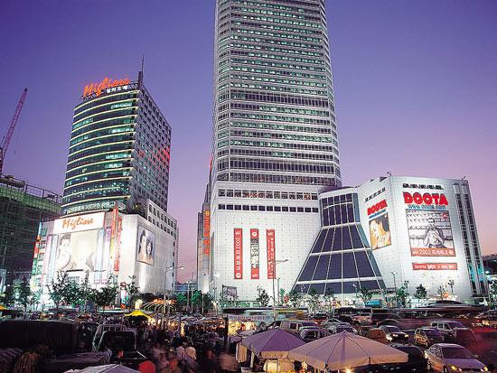 东大门——韩国的"动物园批发市场"
