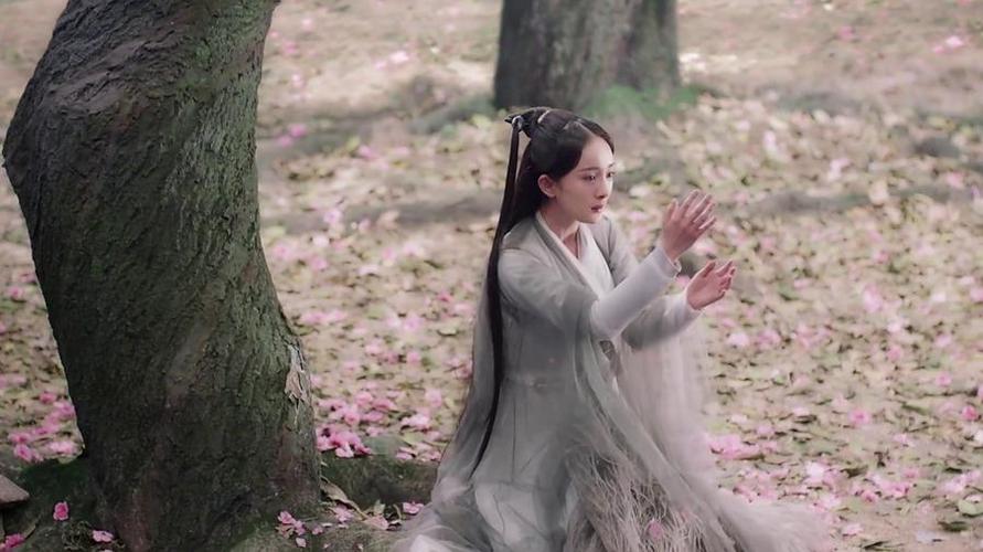 《三生三世十里桃花》杨幂剧照 饰演白浅/司音/素素