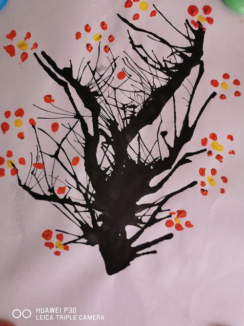 手工——吸管吹画《梅花》